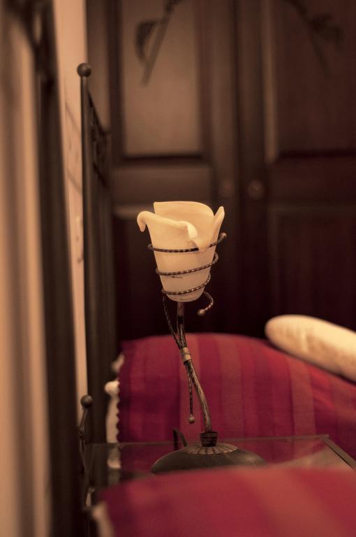 ليتشي B&B Corte Barocca الغرفة الصورة